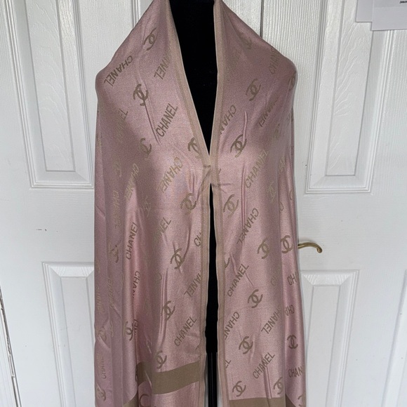 Pink and Gold Scarf - Picture 6 of 17